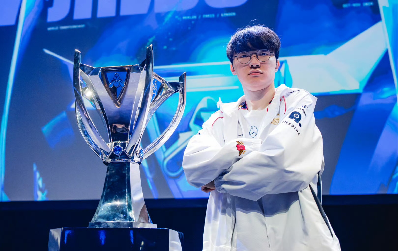 关于篮网不断突破！，Faker连续五场比赛得分超过出色发挥引发球迷热议的信息